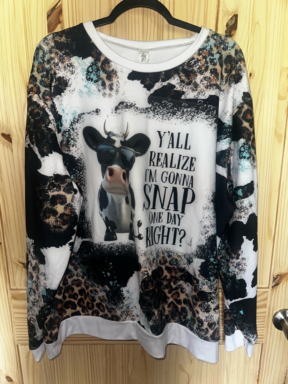Lucky Brand White Black Brown blue Cow Graphic Crewneck Sweatshirt